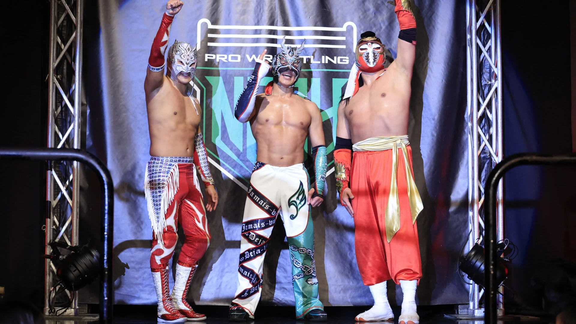 1/27新宿大会 試合後コメント 魔法の力でハヤブサ&ドラゴン・キッド&アレハ実現 陽性マスクマントリオが華麗勝利