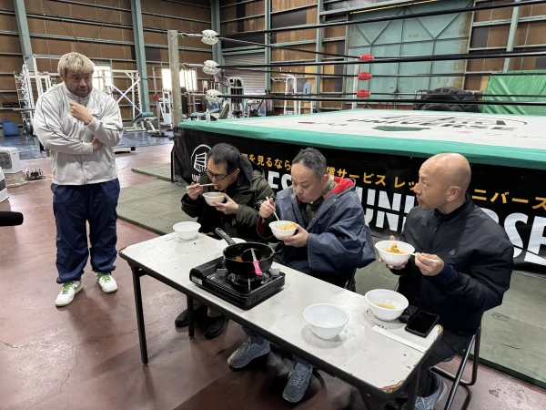 【1.1日本武道館】情熱の真っ赤な肉弾戦！GHCナショナル選手権直前の公開練習リポート！挑戦者・マサ北宮の真冬の漢気特訓から、王者・征矢学の料理の達人対抗など迷シーン勃発！