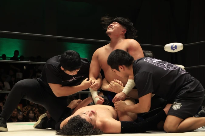 【9.12後楽園バックステージコメント】 N-1開幕…凱旋・煌牙が猛攻もOZAWA逆転で白星発進▼清宮が初戦白星 “逆襲の清宮”実現へ第一歩▼タイタスが拳王撃破で絶好スタート 決意の日本移住でGHCヘビー戴冠宣言▼元WWE・チェンがいきなり杉浦撃破▼昨年覇者・北宮が初戦白星▼Yoshikiが飯野撃破で白星一番乗り